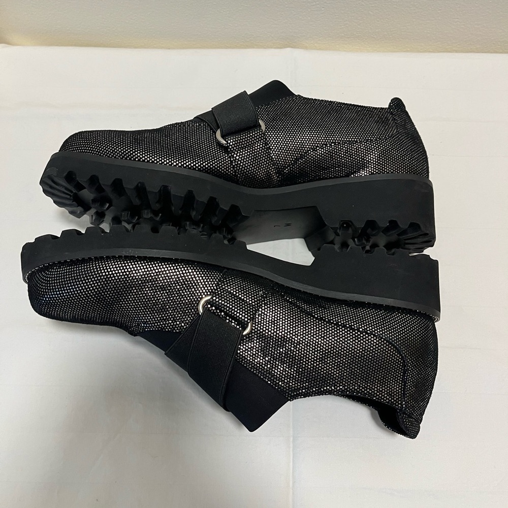 Vaneli Sparkly Cross Strap Rugged Bottom Versatile Shoes, Women’s, Sz 7 W, Black - Picture 3 of 5